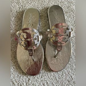Nwt Tory Burch Miller size 9 gold sandals